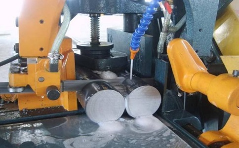 东宝卧式带锯床的送料方式有哪几种？