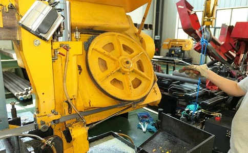 东宝金属带锯床的日常使用和保养注意事项！